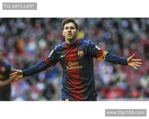 足球明星半脸壁纸展现运动魅力与个性风采的完美结合