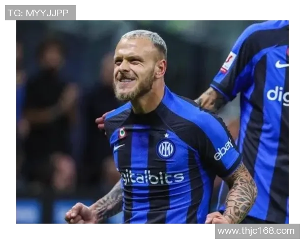 足球明星化身老头挑战自我展现幽默风采引发球迷热议 足球明星化身老头挑战自我展现幽默风采引发球迷热议