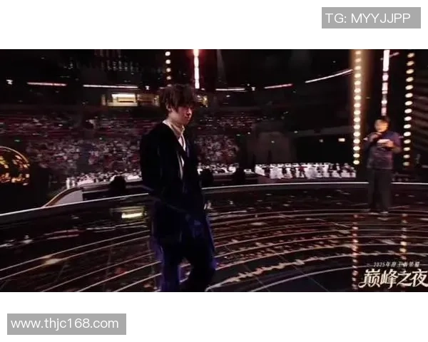 足球明星吃瓜视频揭秘背后的趣事与精彩瞬间让你大开眼界