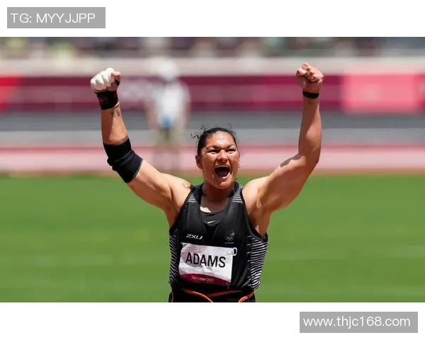 足球明星同款软水壶助你畅享运动时刻提升你的运动体验与时尚感