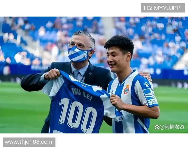 足球明星李阳的儿子崭露头角成为新一代足球希望之星