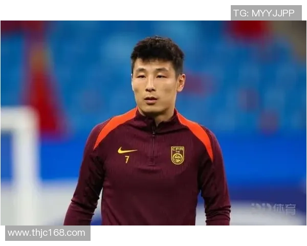 足球明星武磊高清照片展示他的风采与魅力让我们一起感受足球的激情与梦想