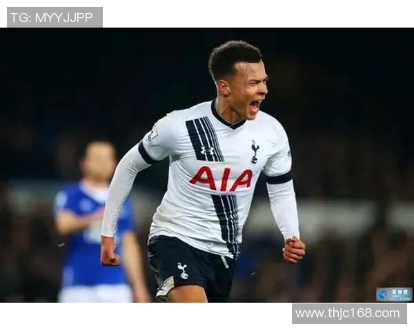 足球明星现场高清照片展现运动魅力与激情瞬间的完美捕捉 足球明星现场高清照片展现运动魅力与激情瞬间的完美捕捉