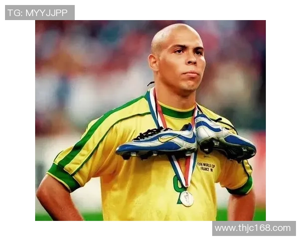 足球明星私生活揭秘与场外趣闻大盘点，谁是最受欢迎的球场外星人